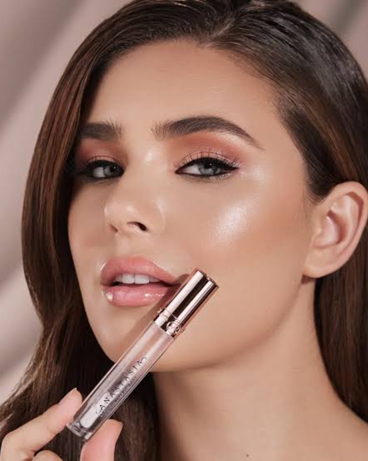 Anastasia Beverly Hills, Crystal Lip Gloss |Shade Glass| (Size: 3.1ml)