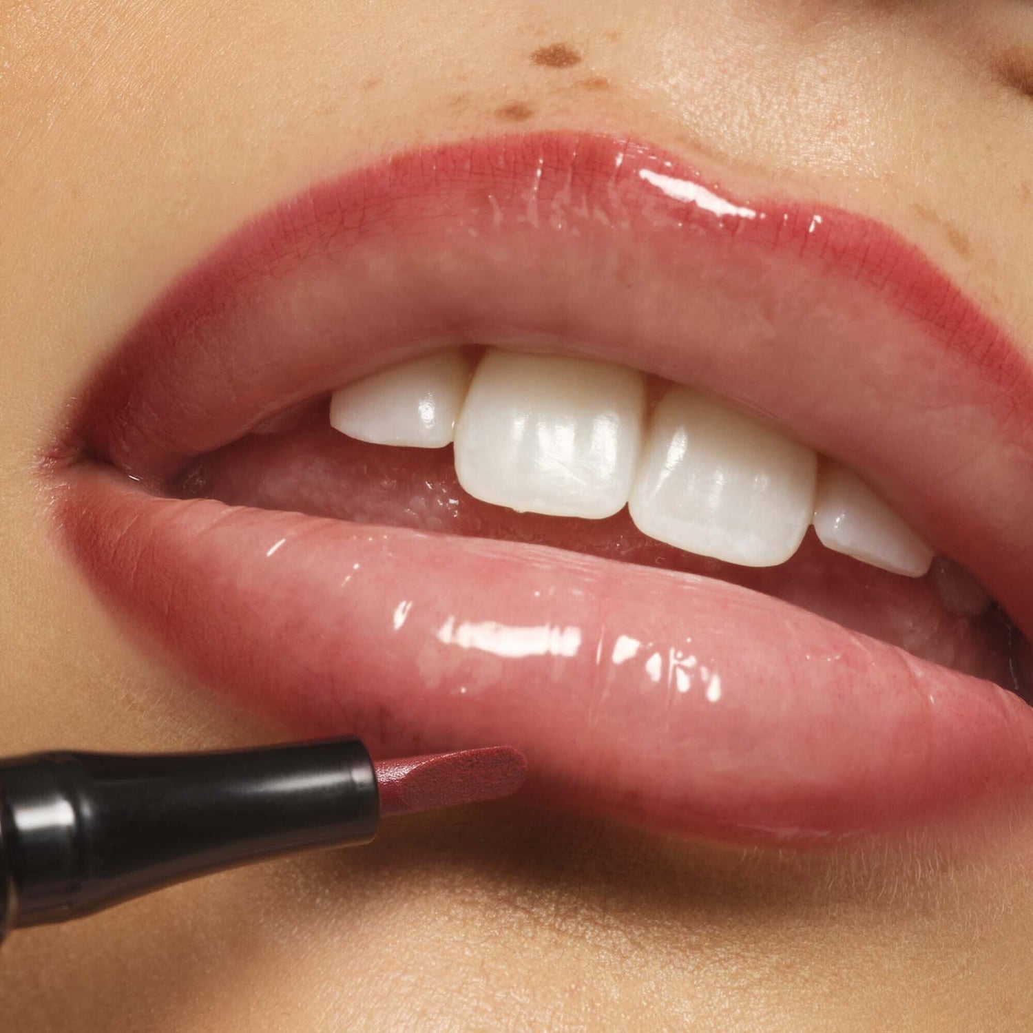 Main Stain Lip Marker