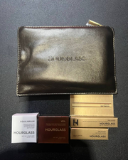 Hourglass Mini Essentials Set with Exclusive Pouch (Limited Edition)