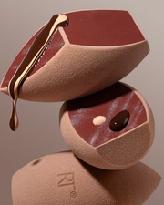 Real Techniques Makeupsaver Blending Sponge