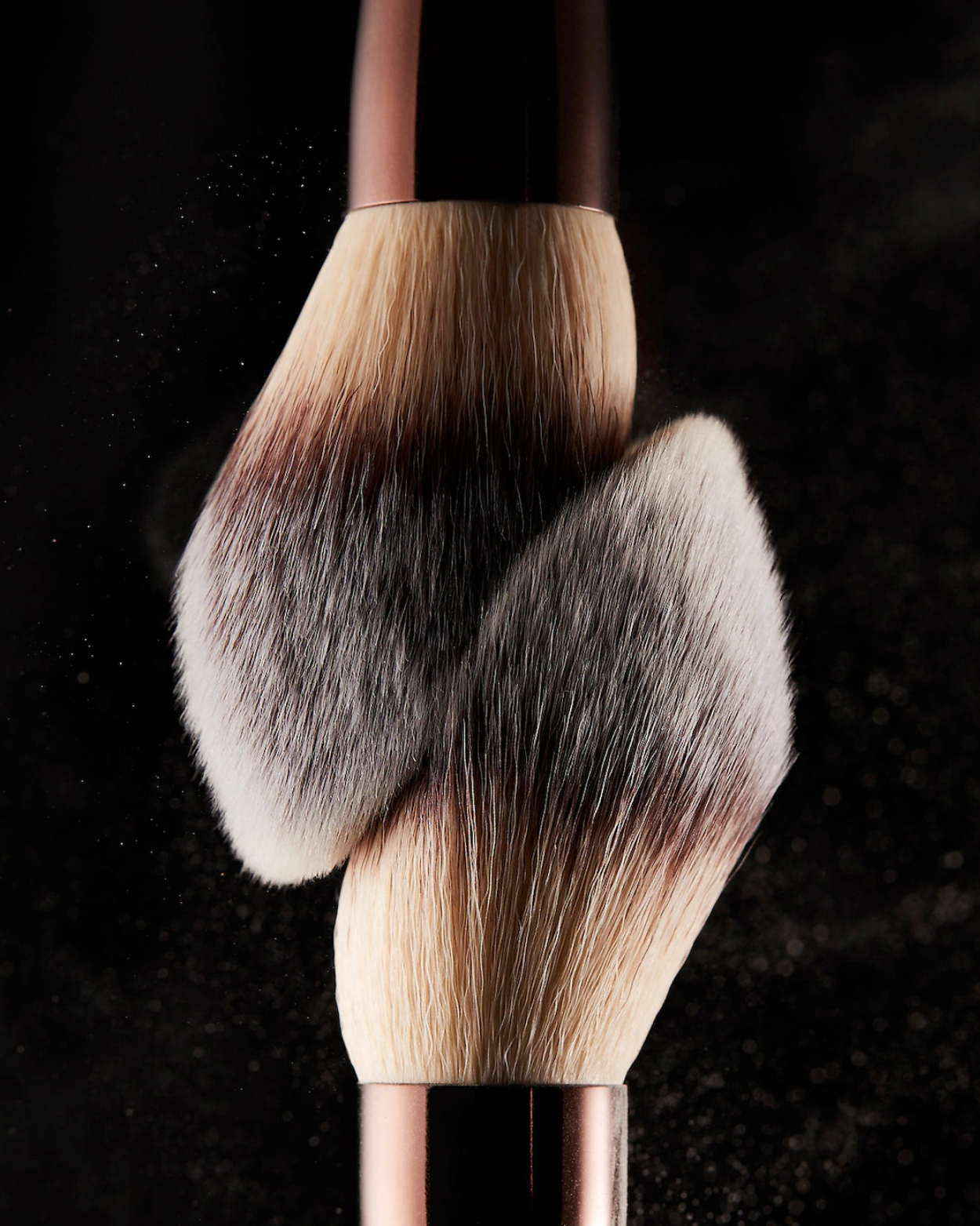 (Incoming Stock: ETA 30 Days) Hourglass  Veil™ Powder Brush