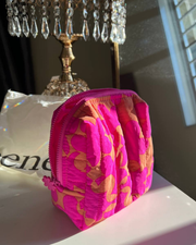 POUCH PINK BOLD BENEFIT BAG