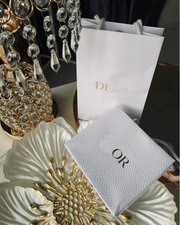 D O O R PAPER BAG (WHITE COLOUR)