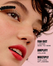 LoveSkin's benefit Queen's Glam-Bit 2 Piece Mascara Gift Set