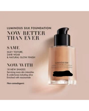 Luminous Silk Natural Glow Blurring Foundation (Size: 18ml)