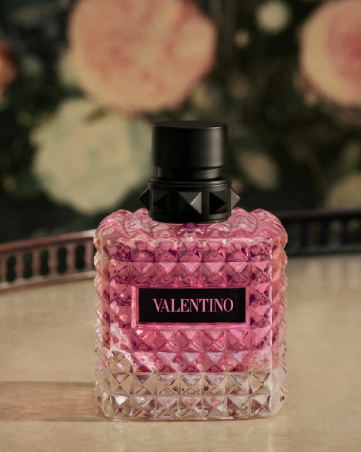 Valentino Donna Born in Roma Eau de Parfum with Bourbon Vanilla & Jasmine (Size: 100ml)