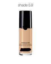 Luminous Silk Natural Glow Blurring Foundation (Size: 18ml)