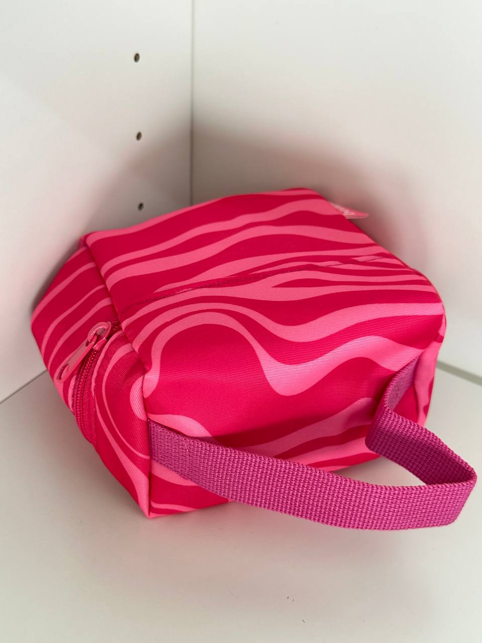 BEEN FIT pinkypuff mini pouchbag