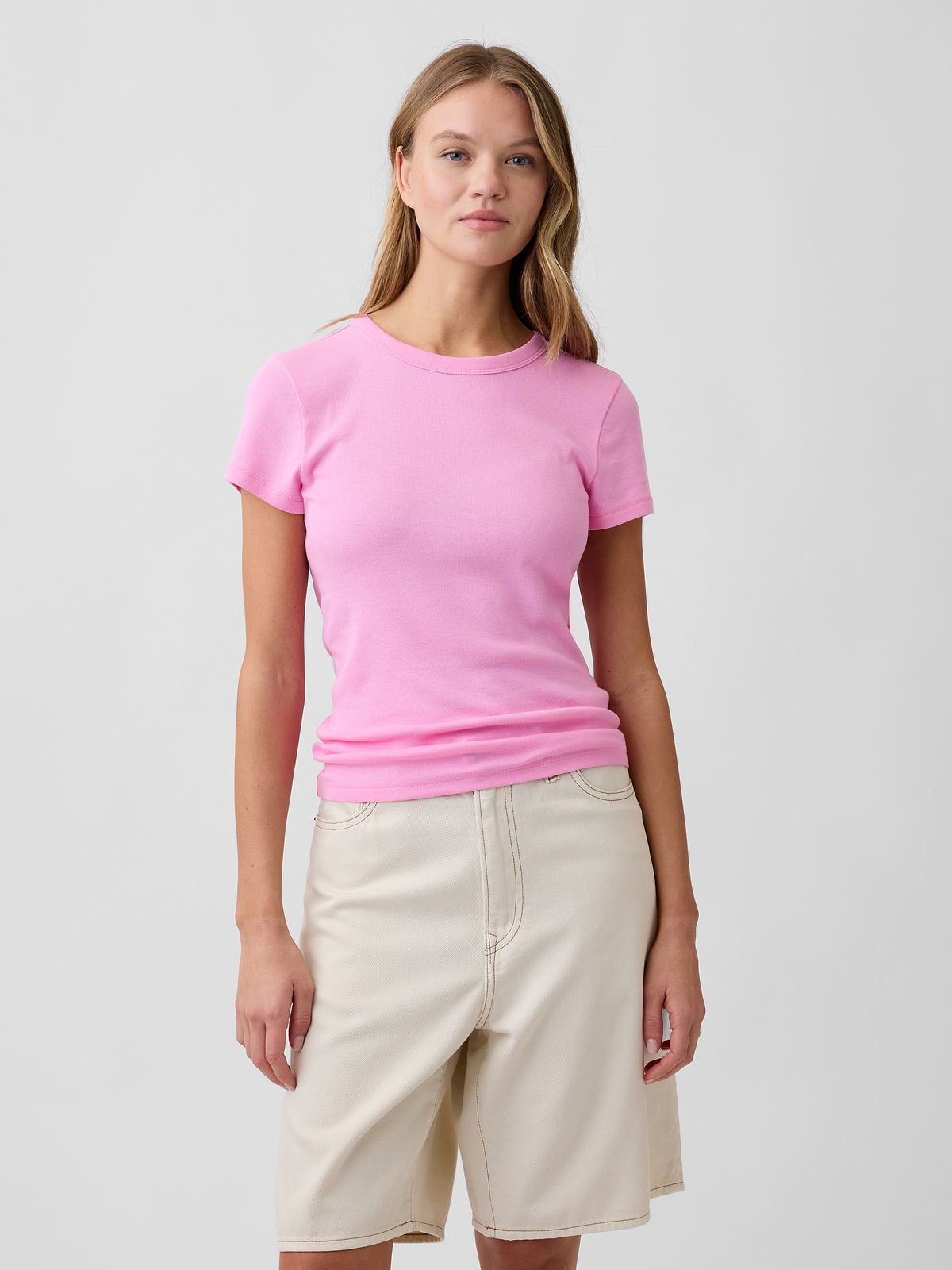 Modern Ribbed Crewneck T-Shirt - Pink Flamingos